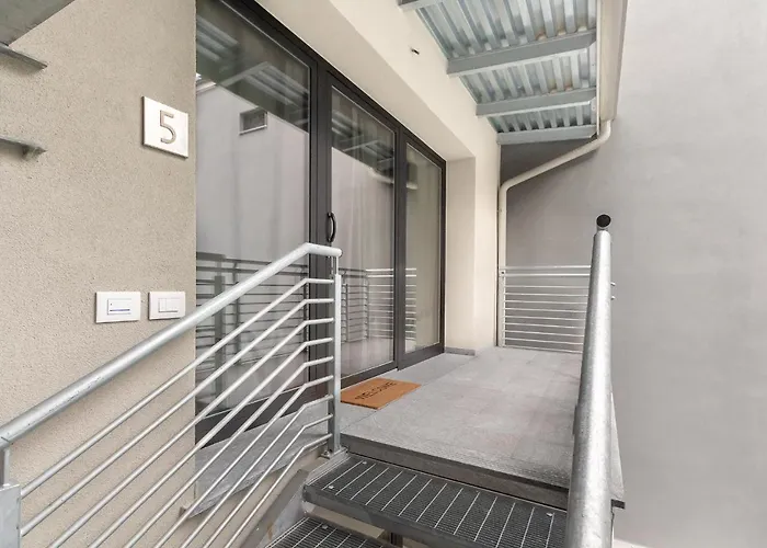 Alessia\'S Building- Affori Fn