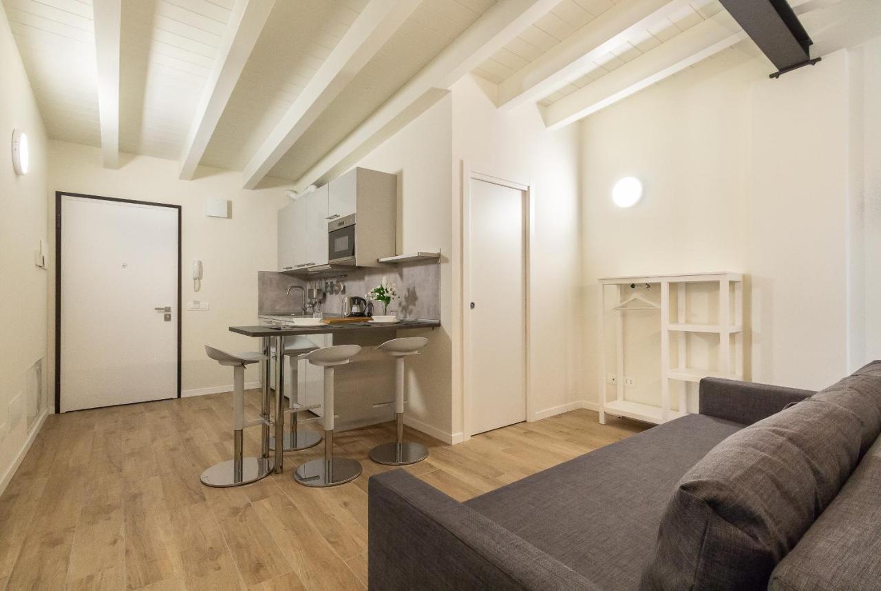Apartment Alessia's Building- Affori Fn Milan