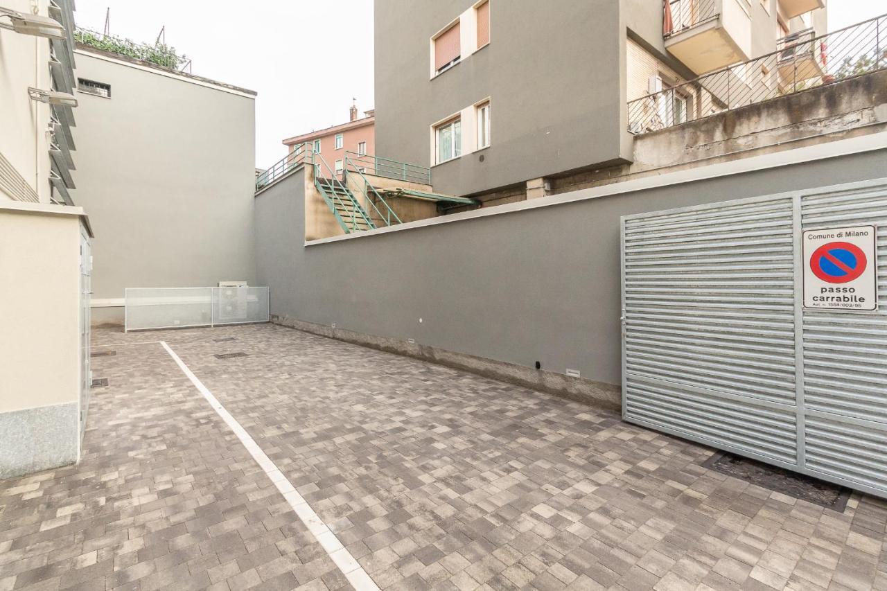 Alessia's Building- Affori Fn Milan
